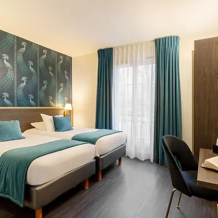 Western Royal 3* カーン