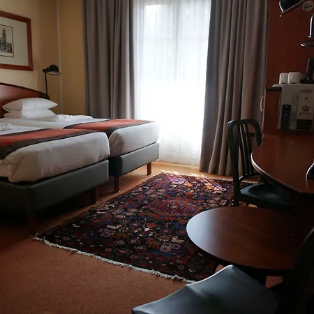 Western Royal Hotel