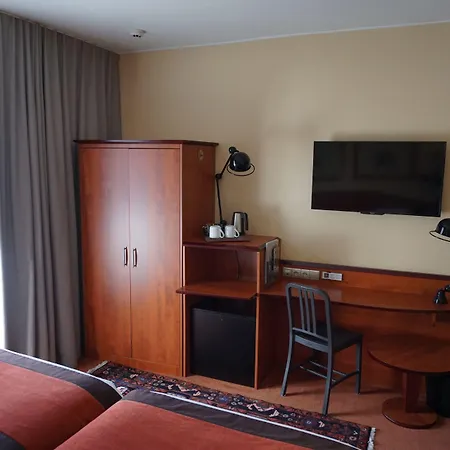 Hotel Western Royal 3*