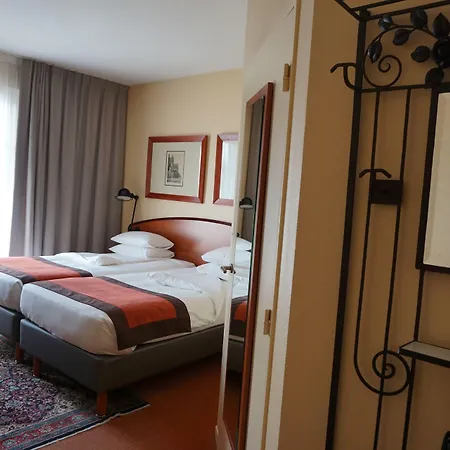 Hotel Western Royal 3*