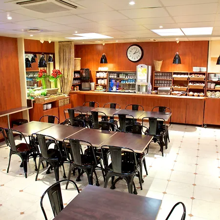 Western Royal 3* Caen