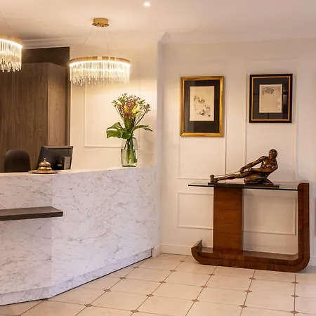 Western Royal 3* Caen