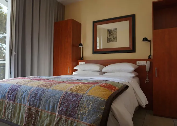 Western Royal Hotel 3*