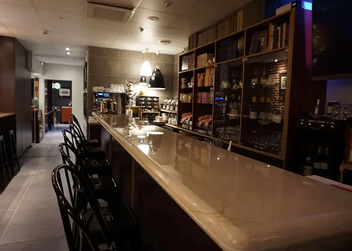 Western Royal Hotel 3*