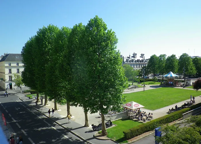 Western Royal Hotel 3*