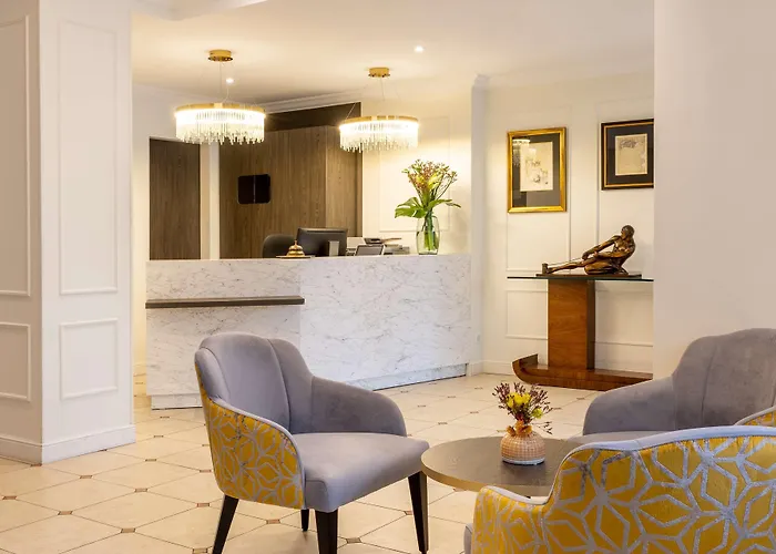 Hotel Western Royal 3*